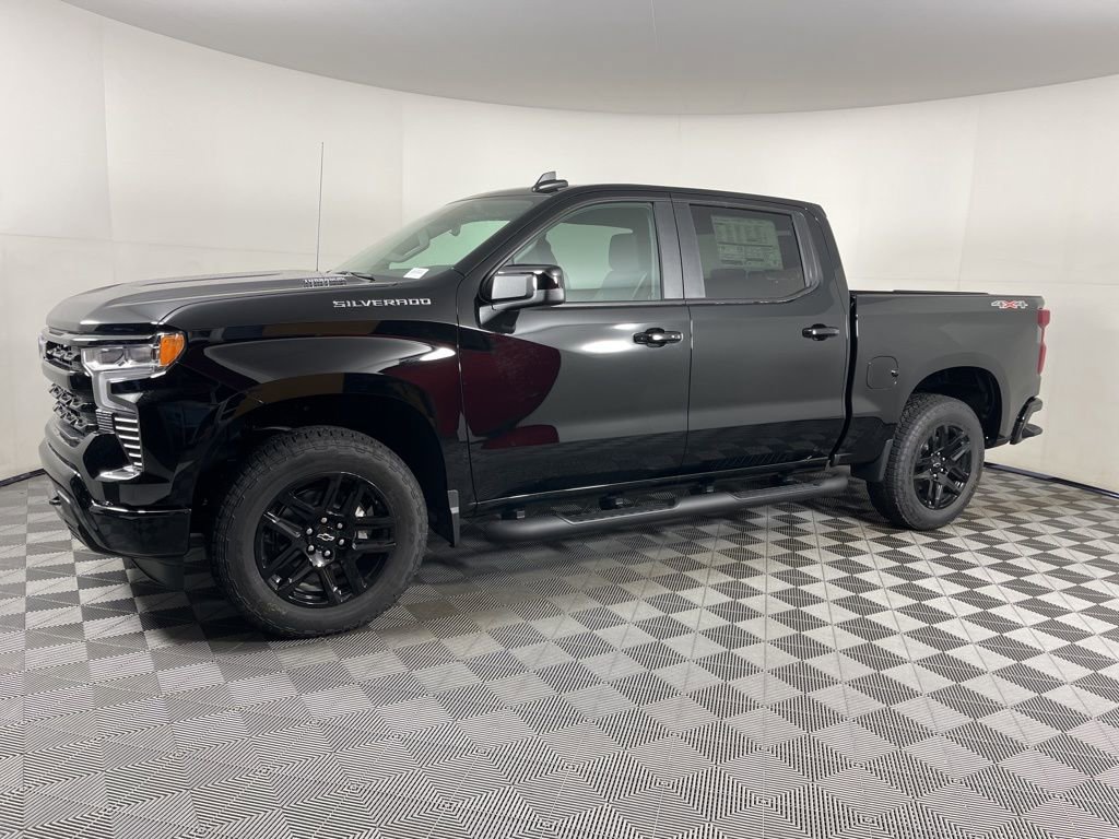 2026 Chevrolet Silverado 1500 RST photo 2