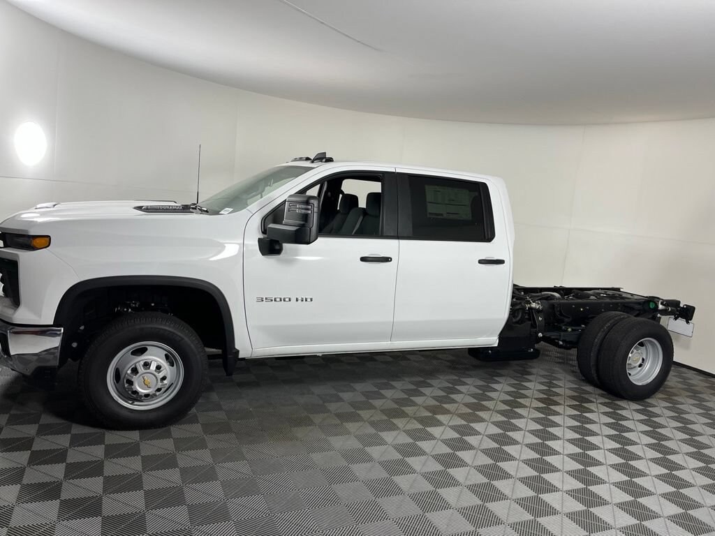 New 2026 Chevrolet Silverado 3500 HD Chassis Cab Work Truck Truck