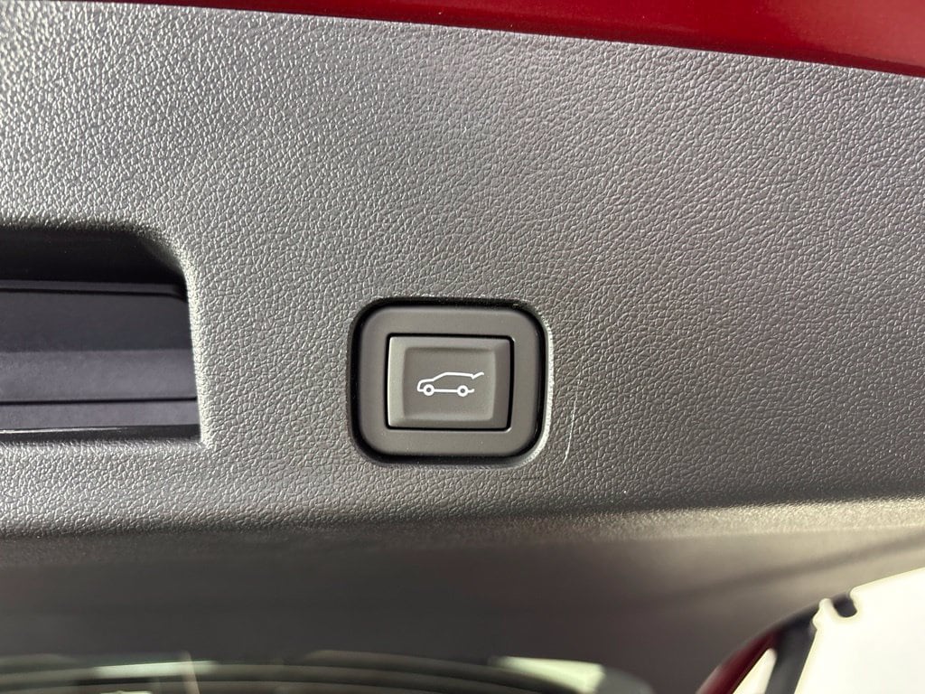2027 Chevrolet Traverse RS - Photo 29