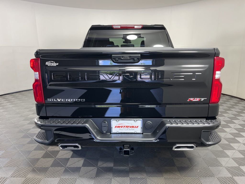 2026 Chevrolet Silverado 1500 RST photo 4