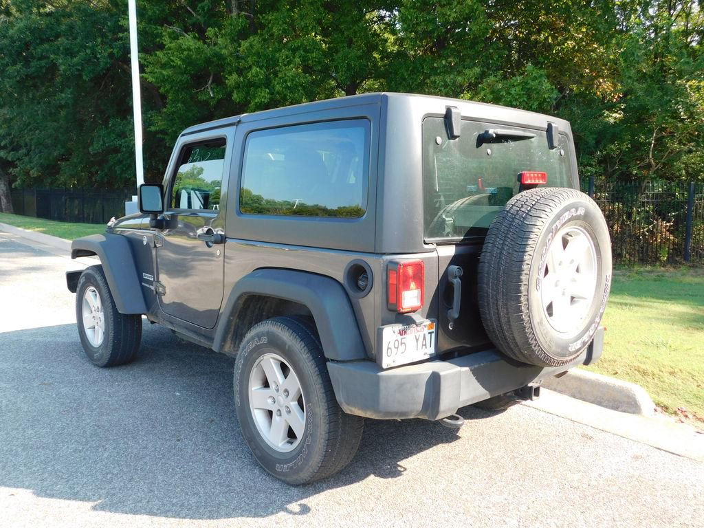 2018 Jeep Wrangler Sport S photo 3