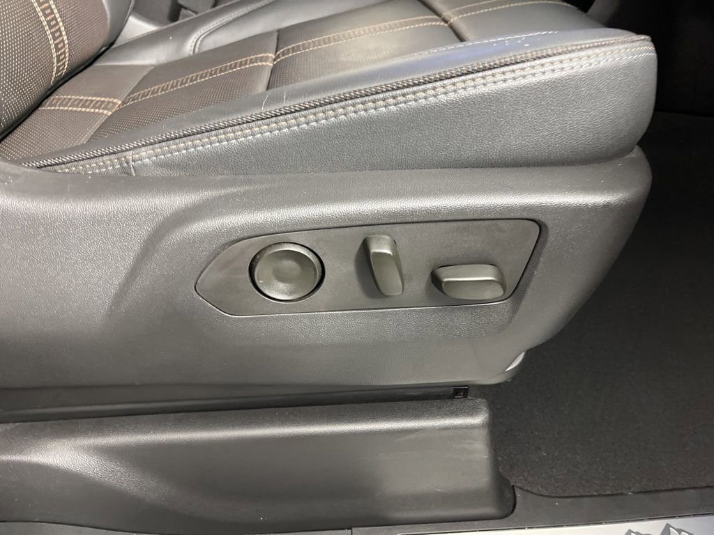 2023 Chevrolet Silverado 1500 High Country - Photo 8