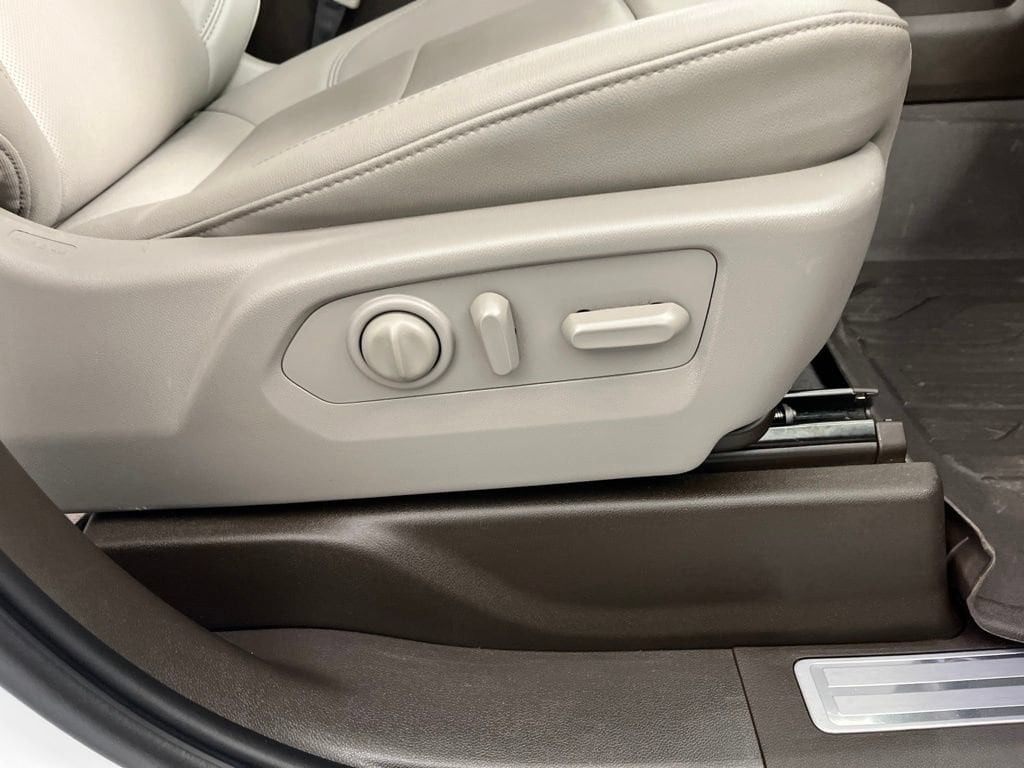 2023 GMC Sierra 2500HD SLT - Photo 7