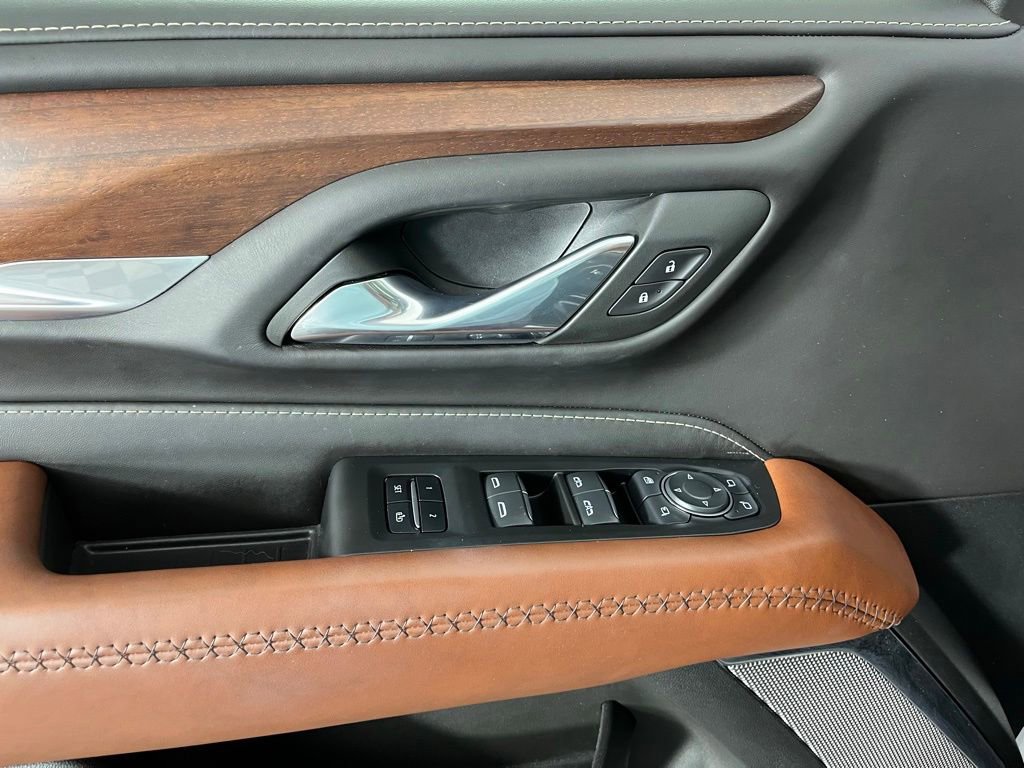 2024 GMC Yukon Denali Ultimate - Photo 25