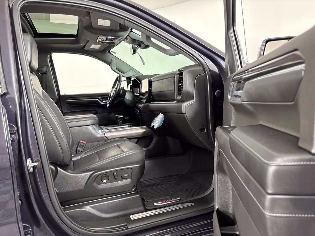 2023 Chevrolet Silverado 1500 LTZ - Photo 6