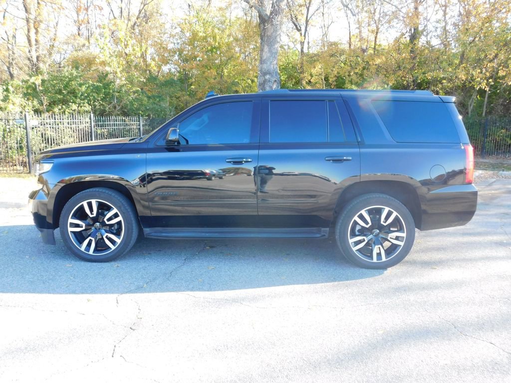 2018 Chevrolet Tahoe Premier photo 2