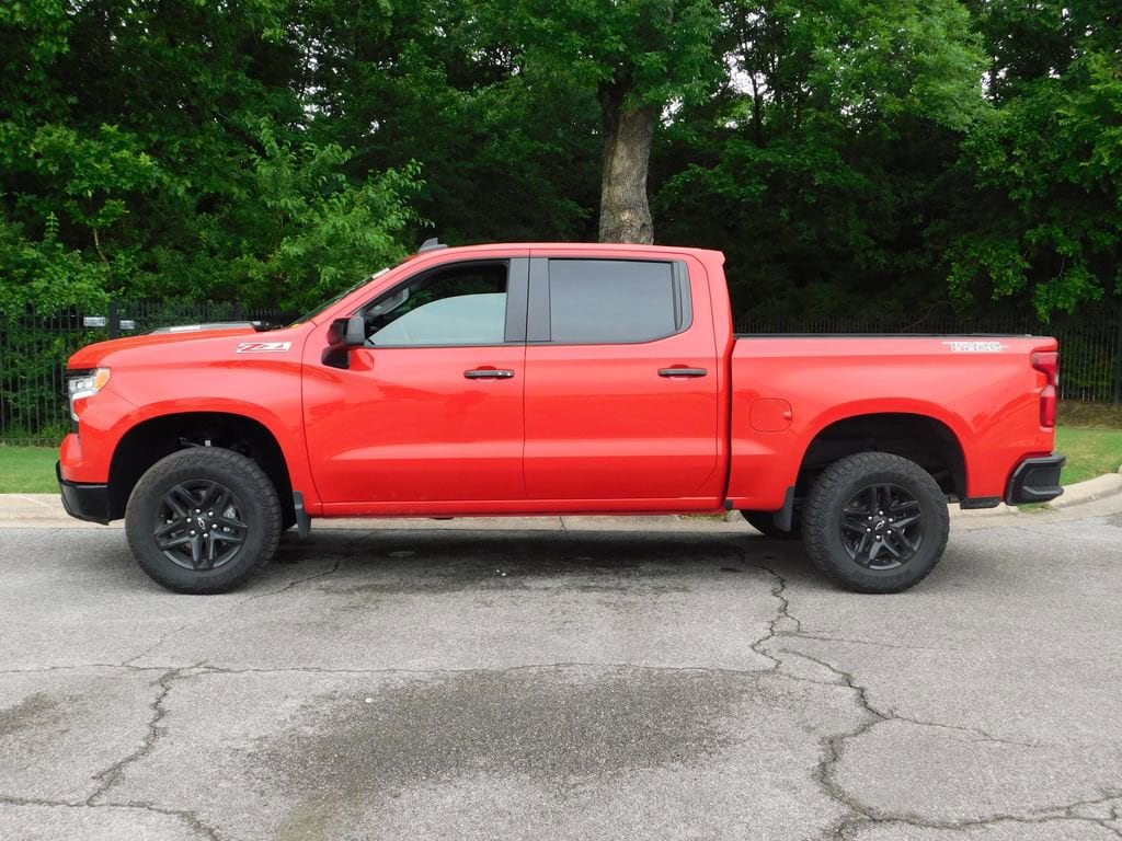 Certified 2024 Chevrolet Silverado 1500 LT Trail Boss with VIN 3GCUDFE87RG101553 for sale in Fayetteville, AR