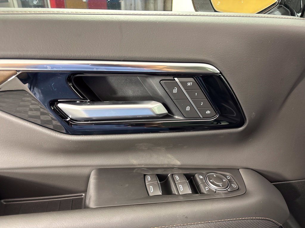 2027 Chevrolet Tahoe High Country - Photo 28