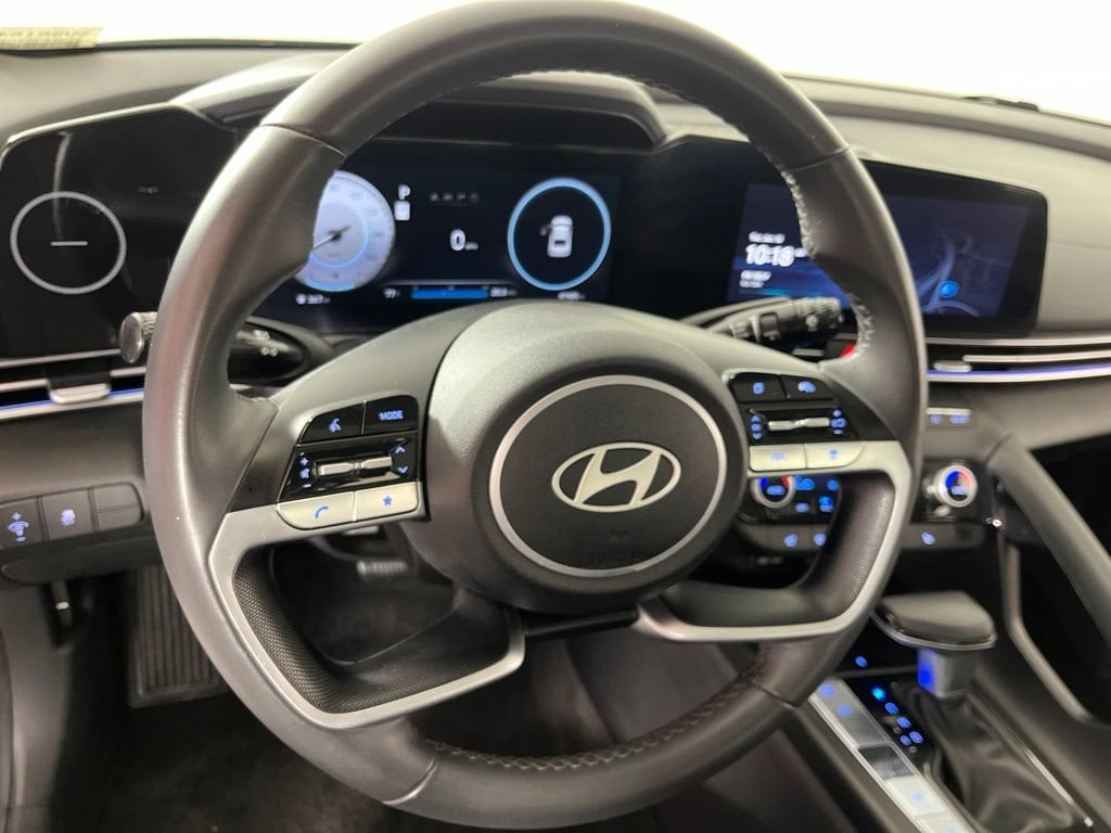 2025 Hyundai Elantra SEL - Photo 27