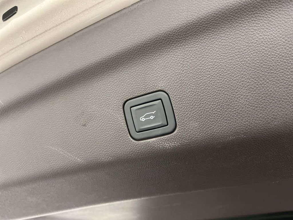 2023 Chevrolet Tahoe Z71 - Photo 14