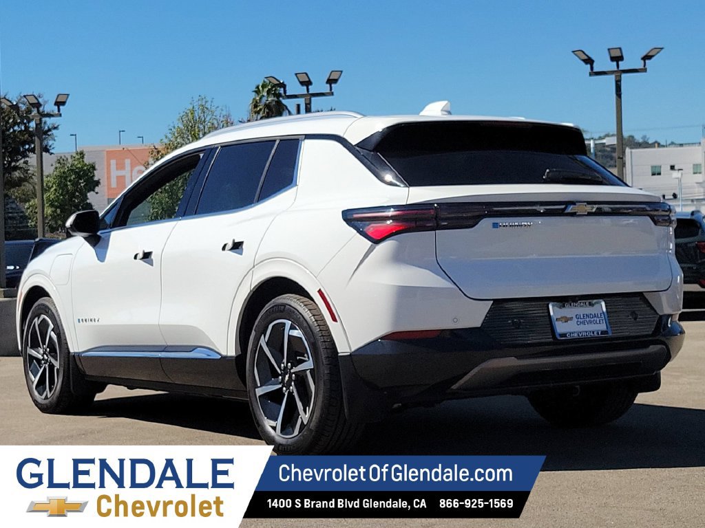 2024 Chevrolet Equinox EV photo 5