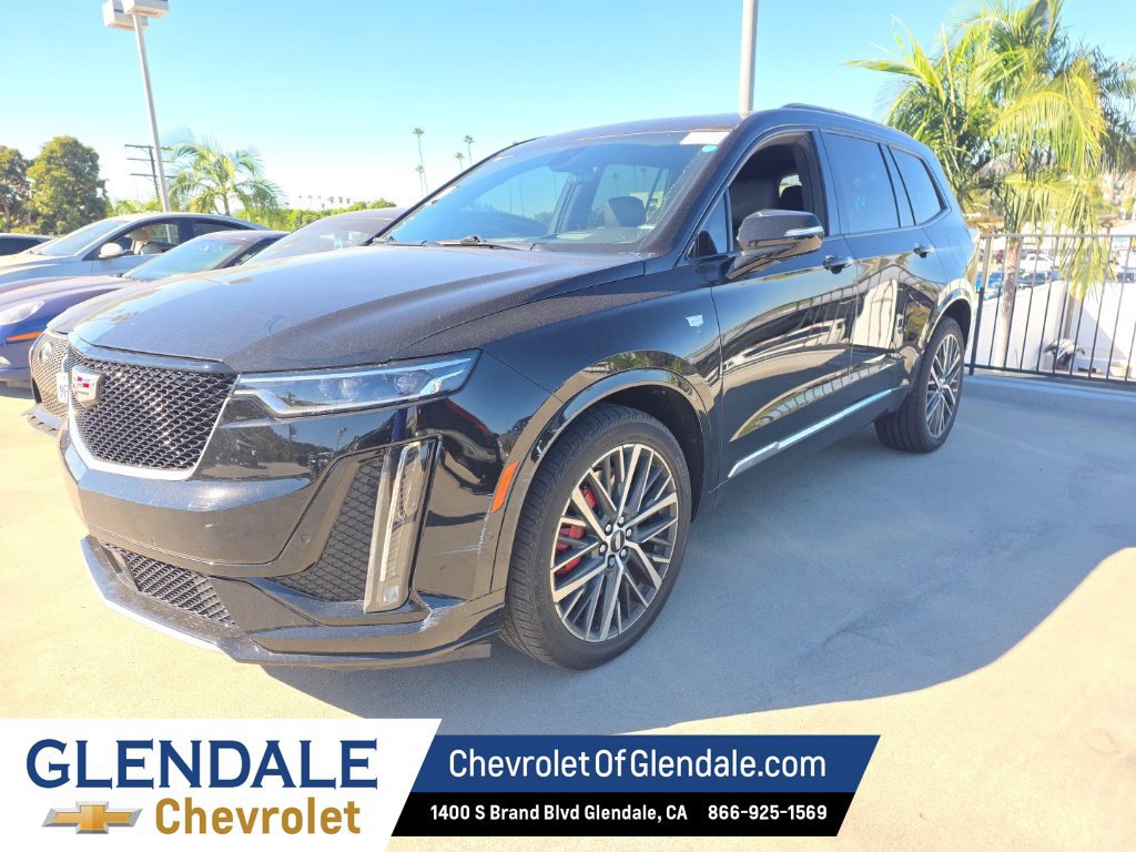 2023 Cadillac XT6 photo 3
