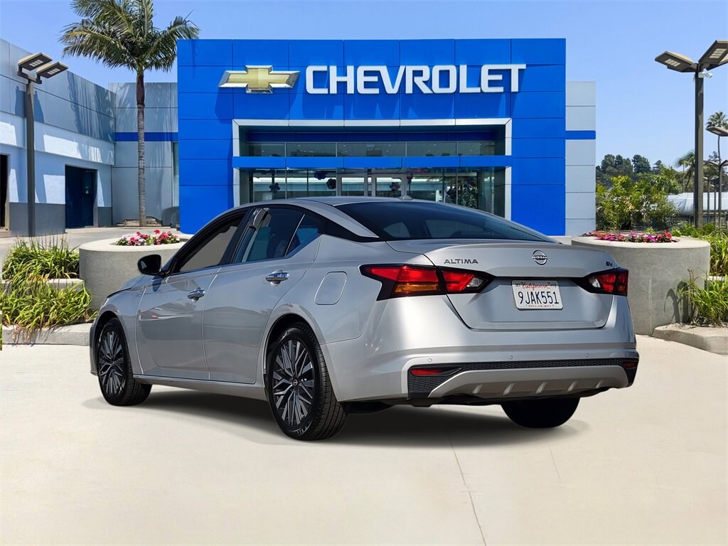 Used 2024 Nissan Altima 2.5 SV