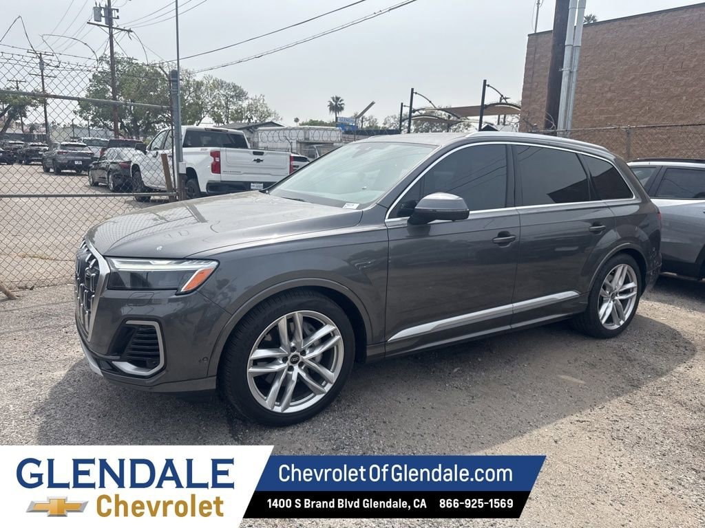 2025 Audi Q7 Premium Plus 55 Tfsi Quattro Tiptronic photo 2