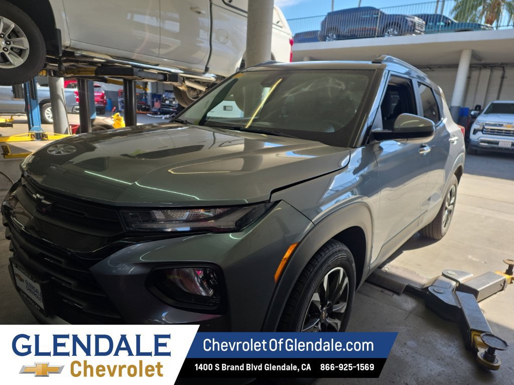 2021 Chevrolet Trailblazer photo 2