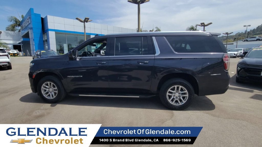 2022 Chevrolet Suburban photo 5