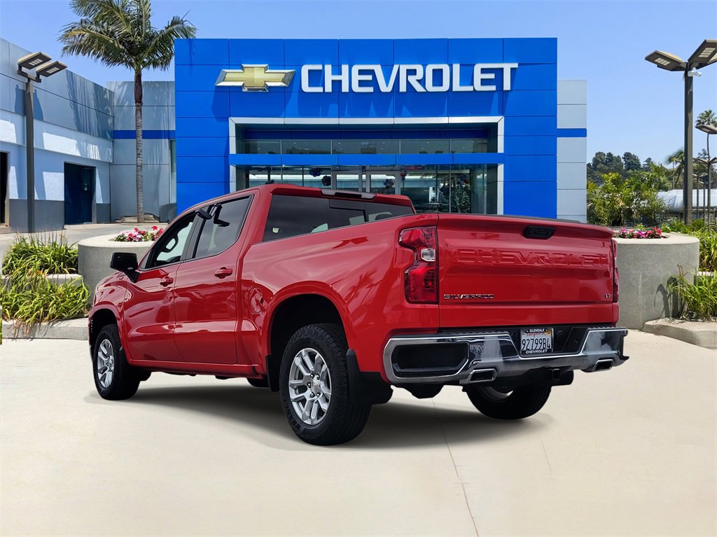 2024 Chevrolet Silverado 1500 LT photo 3