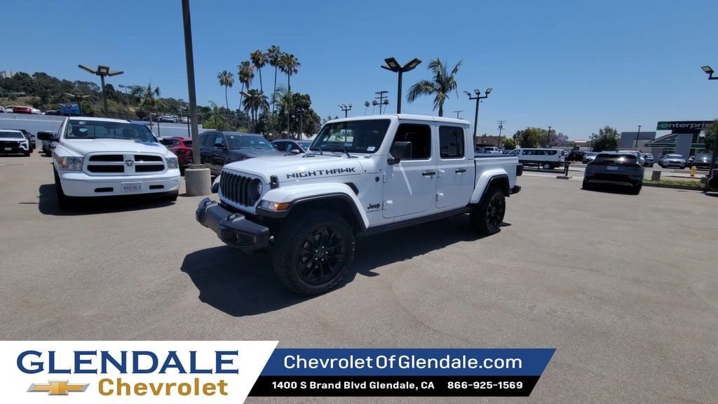Used 2025 Jeep Gladiator Nighthawk Truck