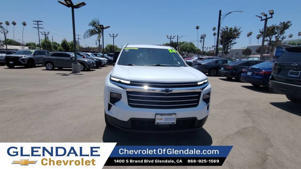 Used 2024 Chevrolet Traverse LT SUV