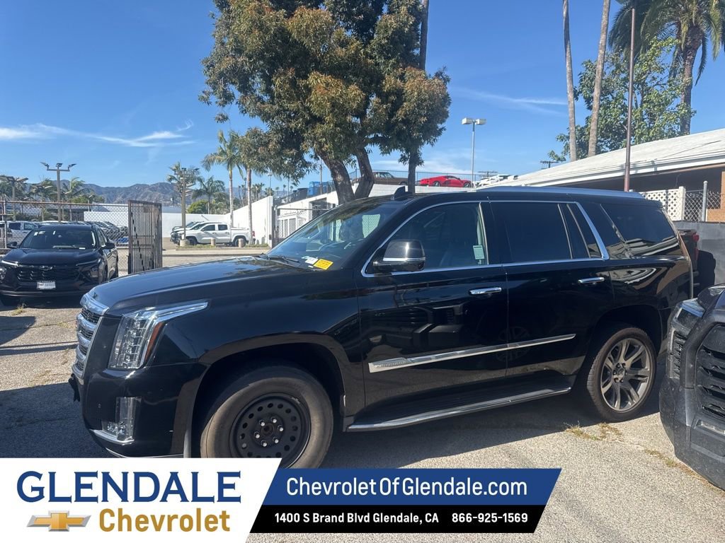 2015 CADILLAC Escalade Luxury photo 2