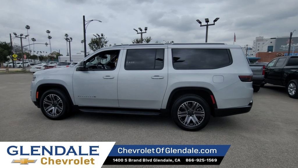 2024 Jeep Wagoneer L Series II photo 5