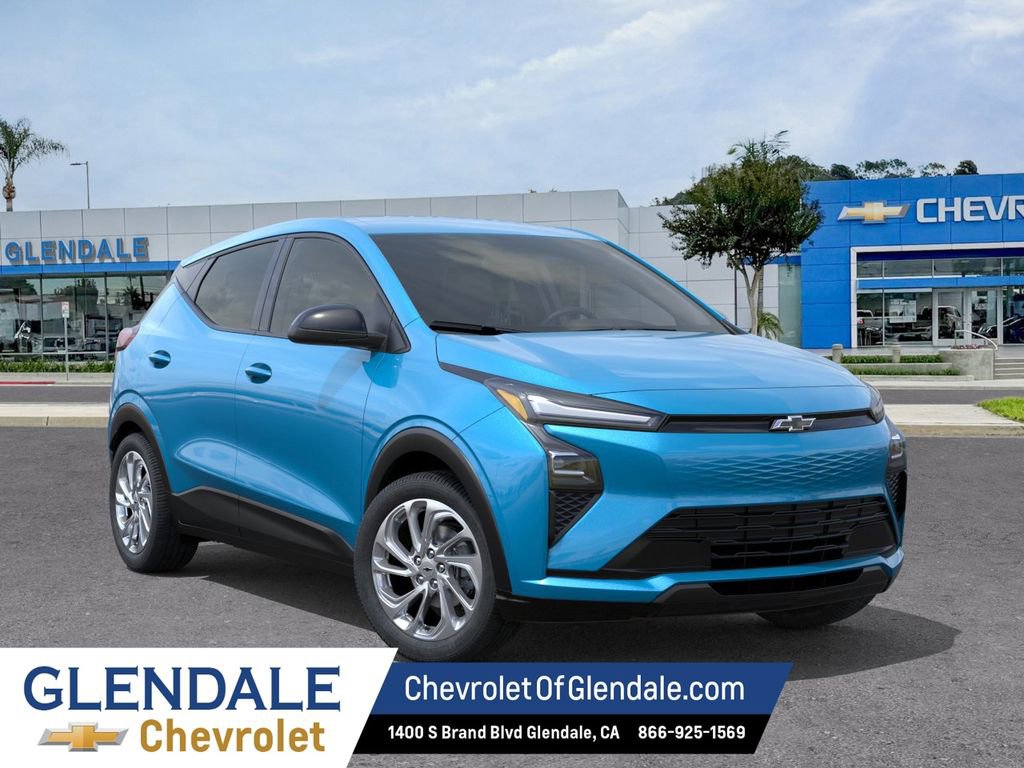 2027 Chevrolet Bolt LT - Photo 7