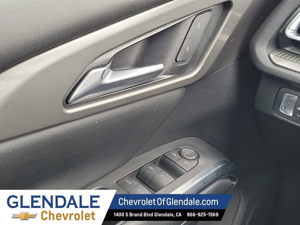 2024 Chevrolet Traverse 2LT - Photo 31