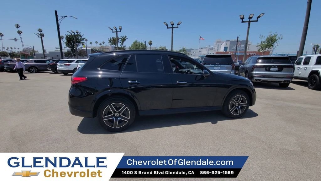 2025 Mercedes-Benz GLC Base - Photo 8