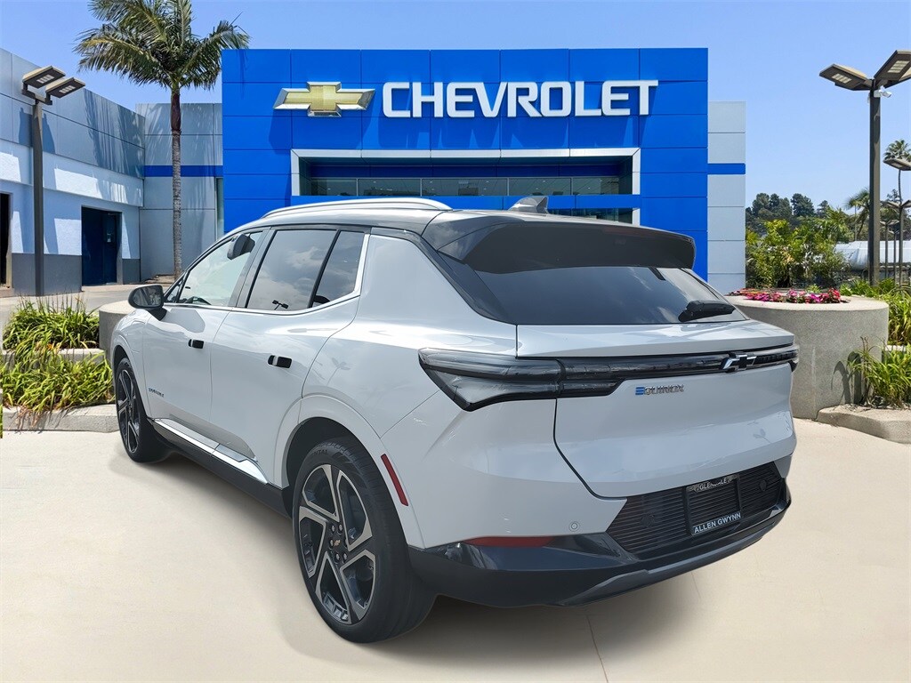 2026 Chevrolet Equinox EV 1LT photo 3