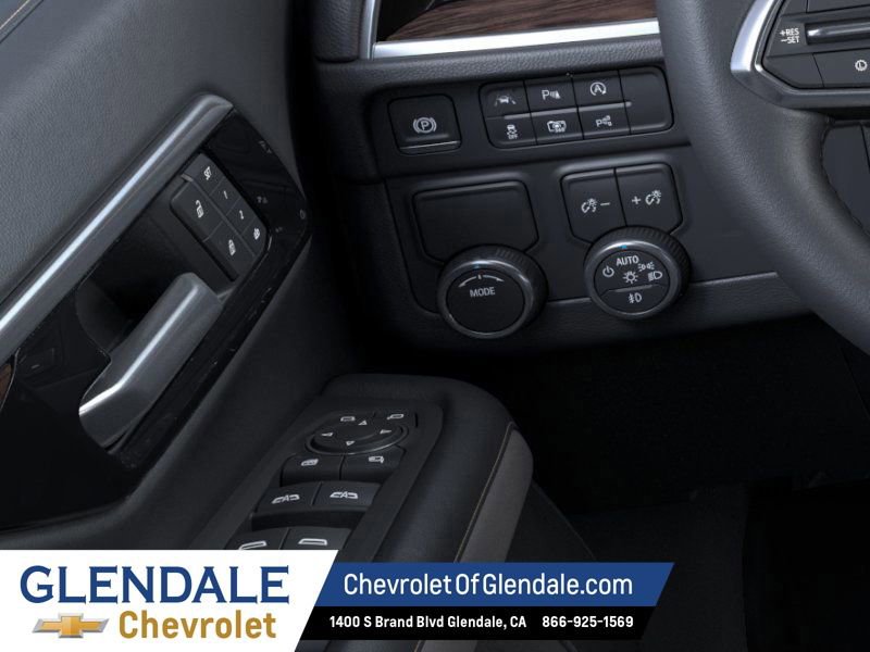 2026 Chevrolet Suburban Premier - Photo 22