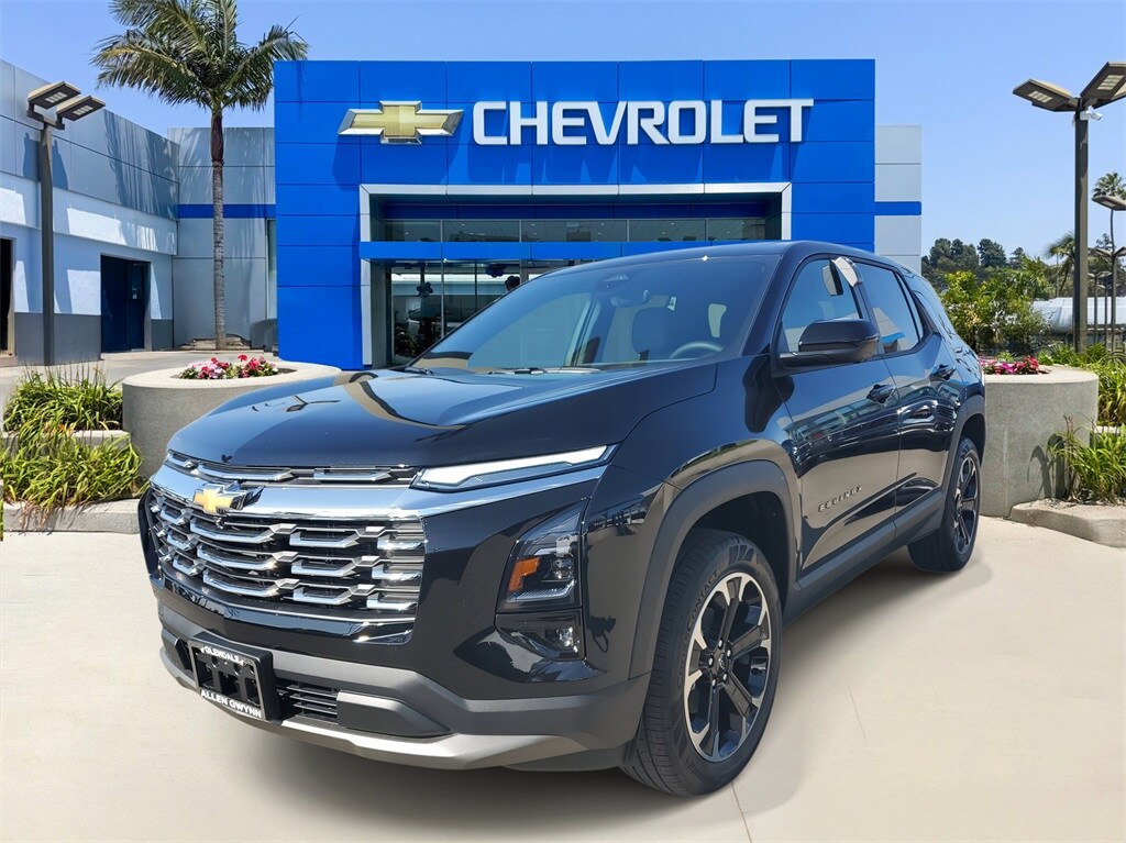 2026 Chevrolet Equinox LT photo 2