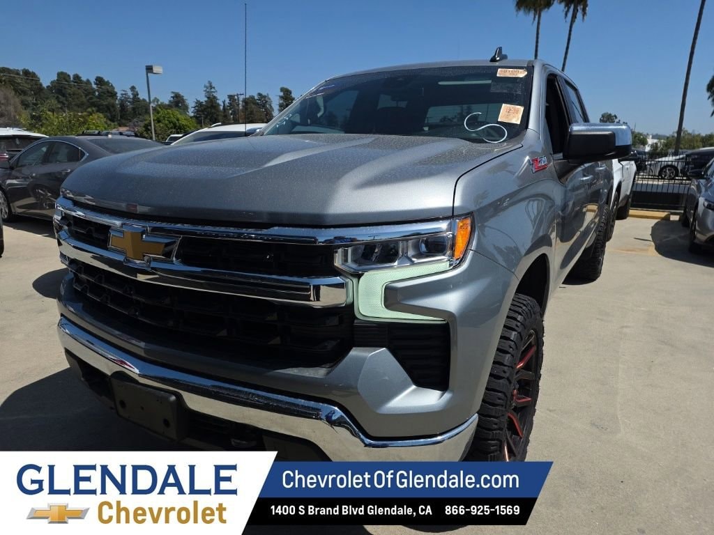 2025 Chevrolet Silverado 1500 LT 4X4 Crew Cab Short Box's photo