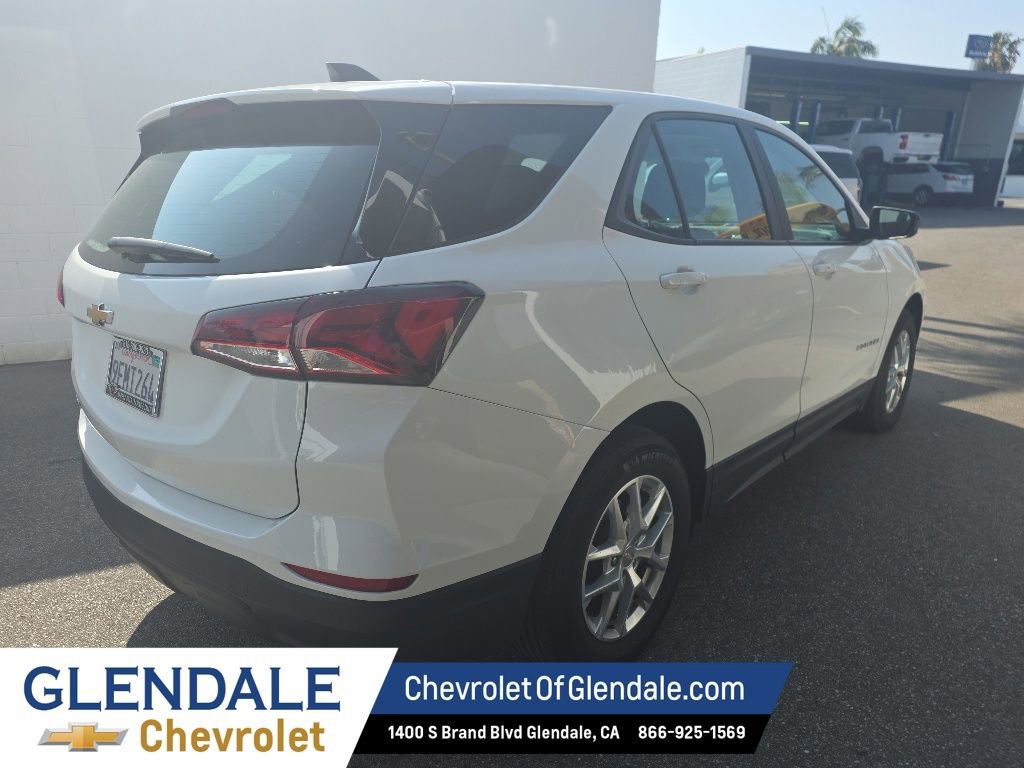 2022 Chevrolet Equinox LS photo 5