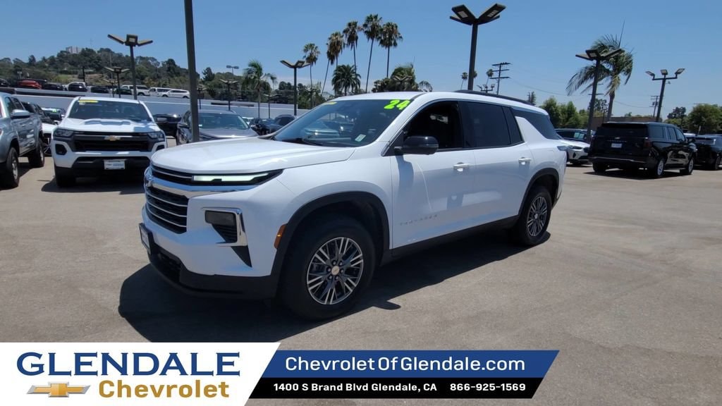 Used 2024 Chevrolet Traverse LT SUV