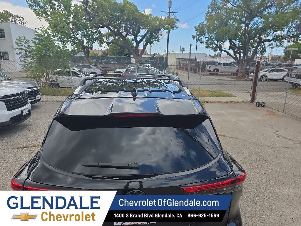2023 Toyota Highlander XLE photo 6