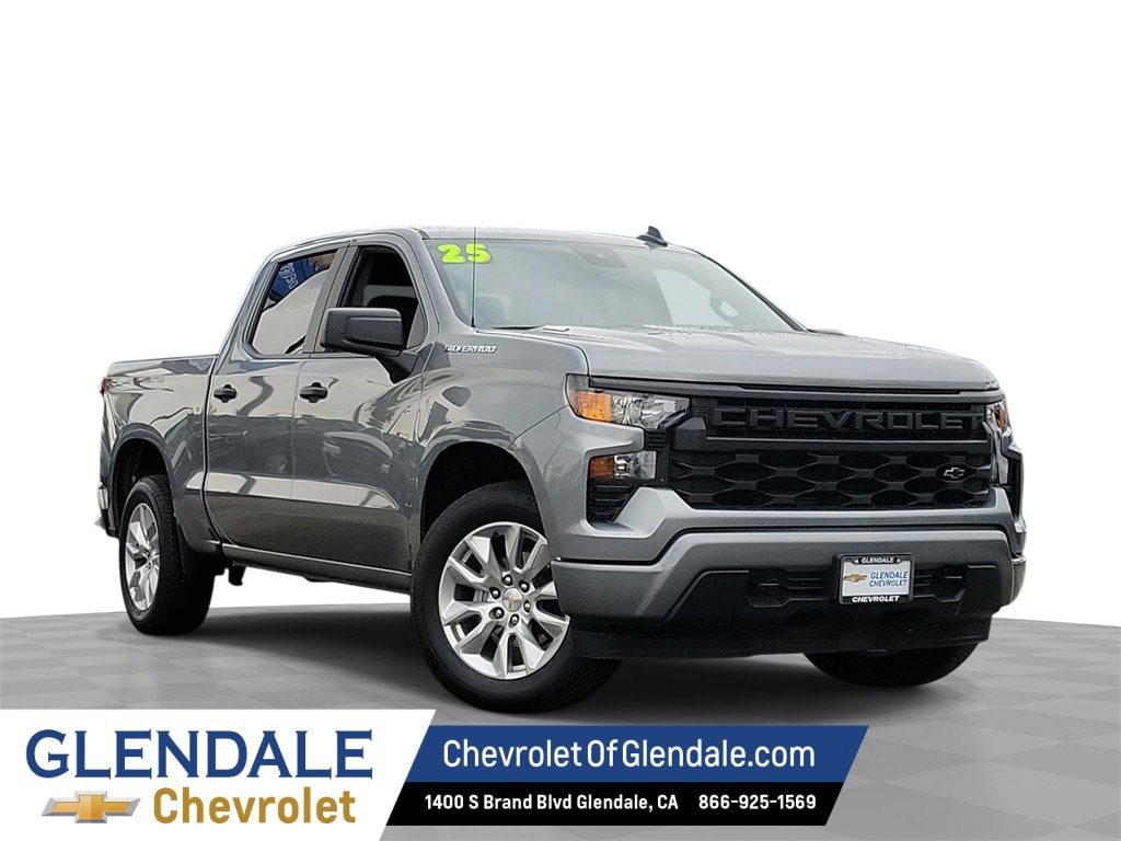 2025 Chevrolet Silverado Custom's photo