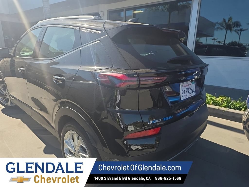 Used 2023 Chevrolet Bolt EUV LT with VIN 1G1FY6S05P4200953 for sale in Glendale, CA