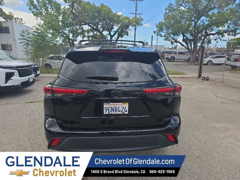 2023 Toyota Highlander XLE photo 5