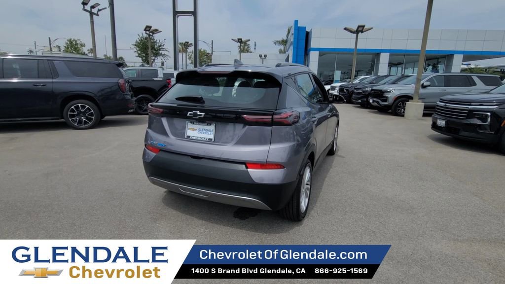 2023 Chevrolet Bolt EUV LT photo 6