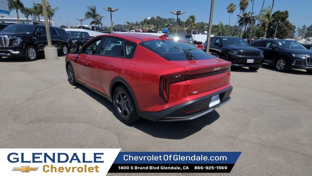 2025 Kia K4 LXS - Photo 6