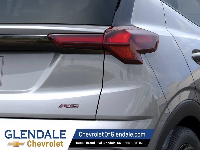 2027 Chevrolet Bolt RS - Photo 11