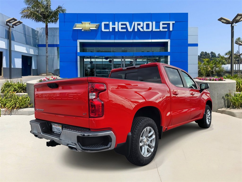 2024 Chevrolet Silverado 1500 LT photo 4