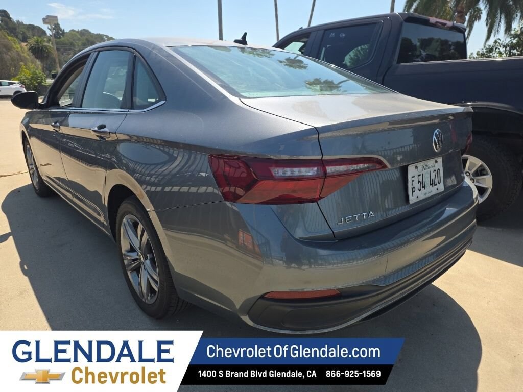 Used 2024 Volkswagen Jetta SE