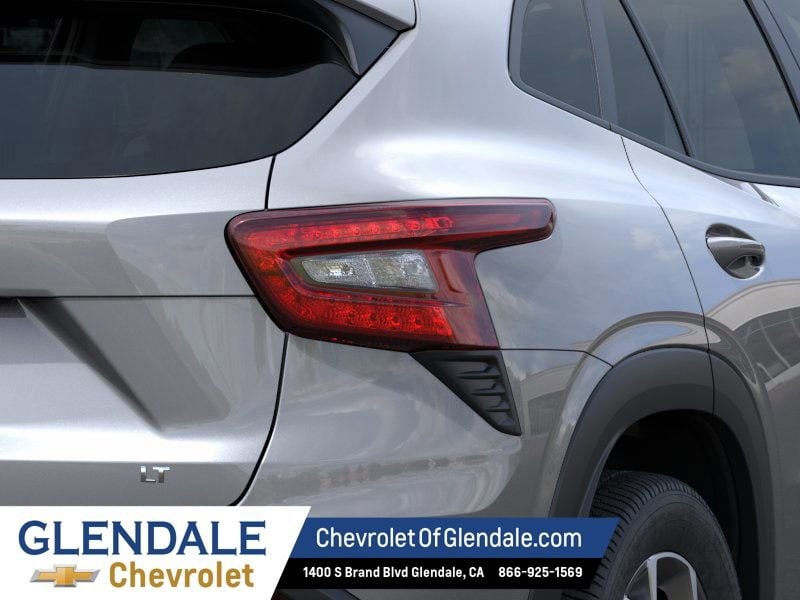 2026 Chevrolet Trax LT - Photo 11