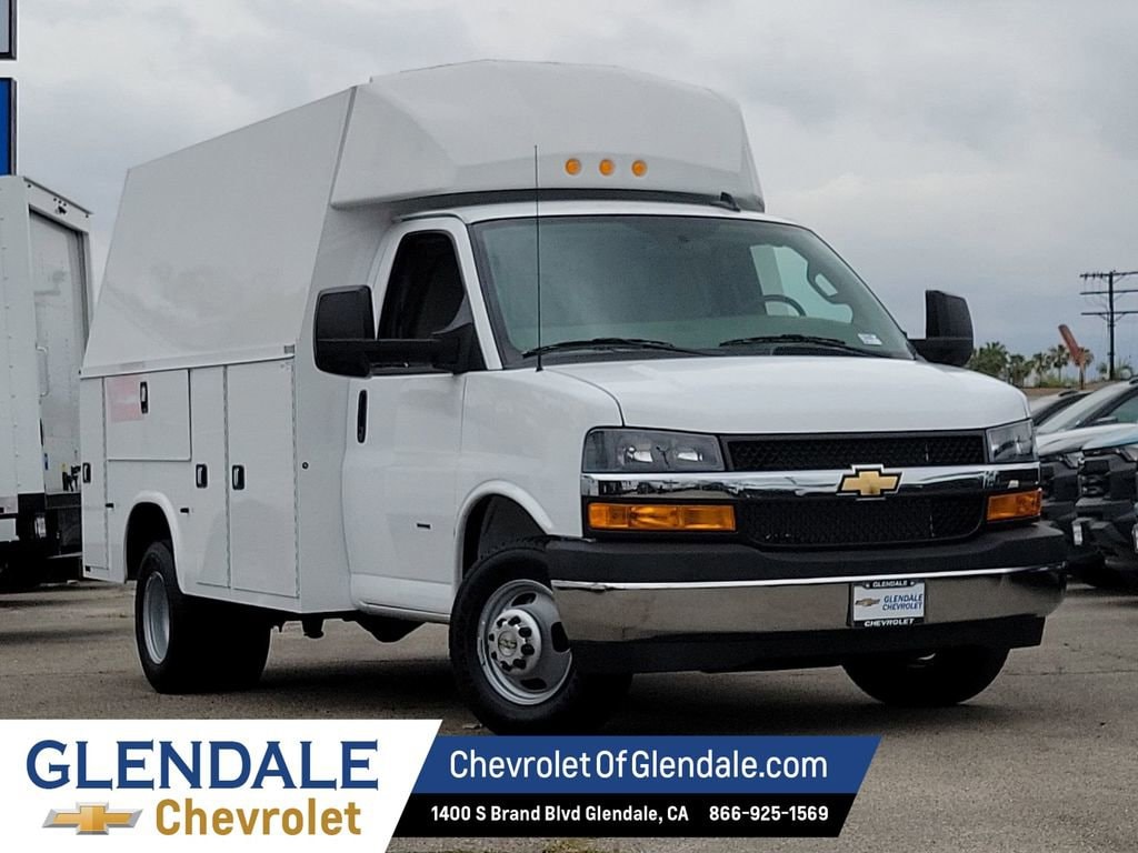 2026 Chevrolet Express 3500 139" WB's photo