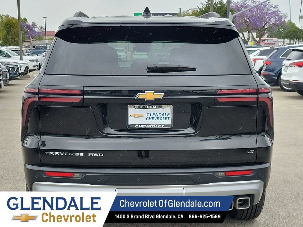 2024 Chevrolet Traverse 2LT - Photo 13