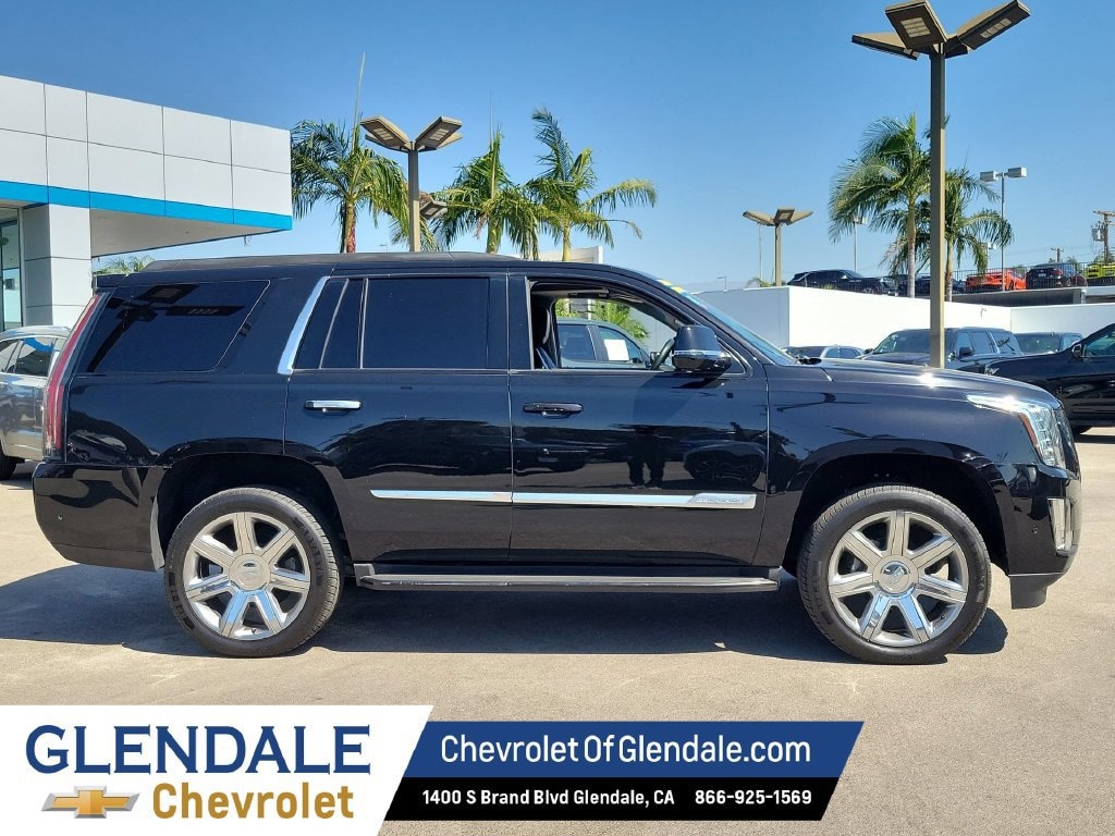 Used 2017 CADILLAC Escalade Luxury SUV