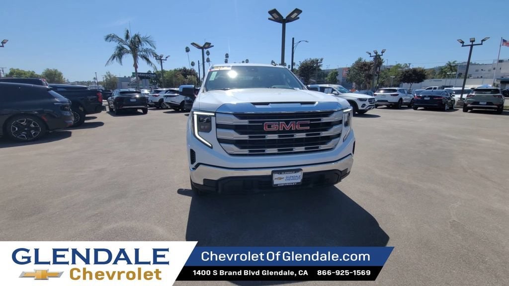 2023 GMC Sierra 1500 photo 3