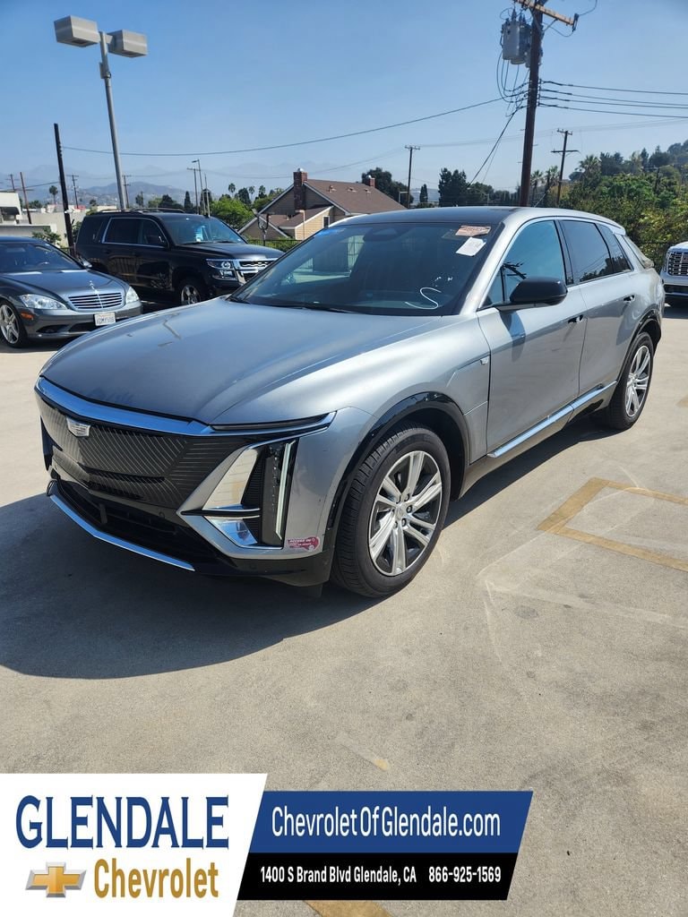 Used 2024 Cadillac LYRIQ Tech with VIN 1GYKPMRL5RZ138659 for sale in Glendale, CA