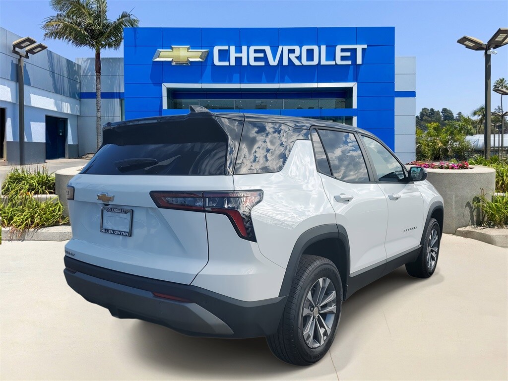 2026 Chevrolet Equinox LT photo 4